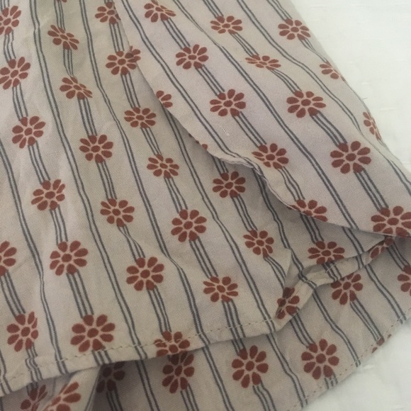 Soft beach shorts - Picture 4 of 7